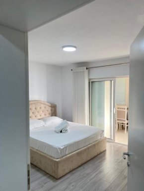 New Apartment in the Heart of Blloku 02